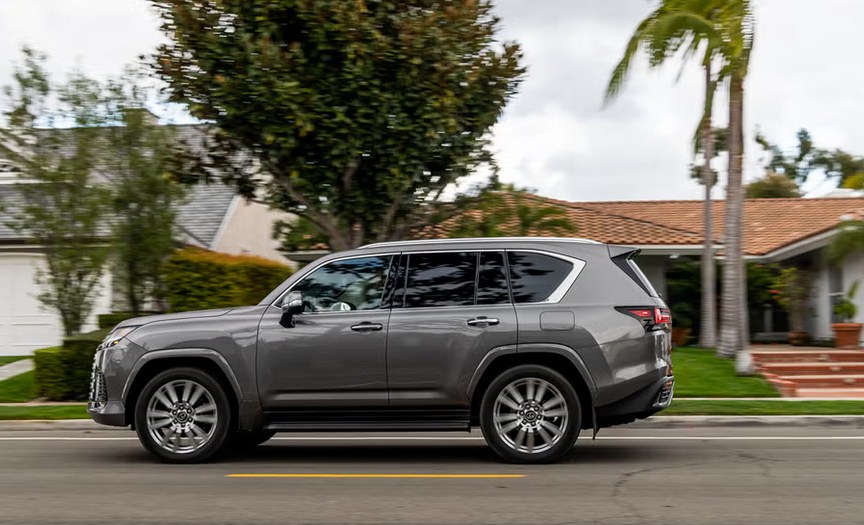 Lexus LX 570 2025