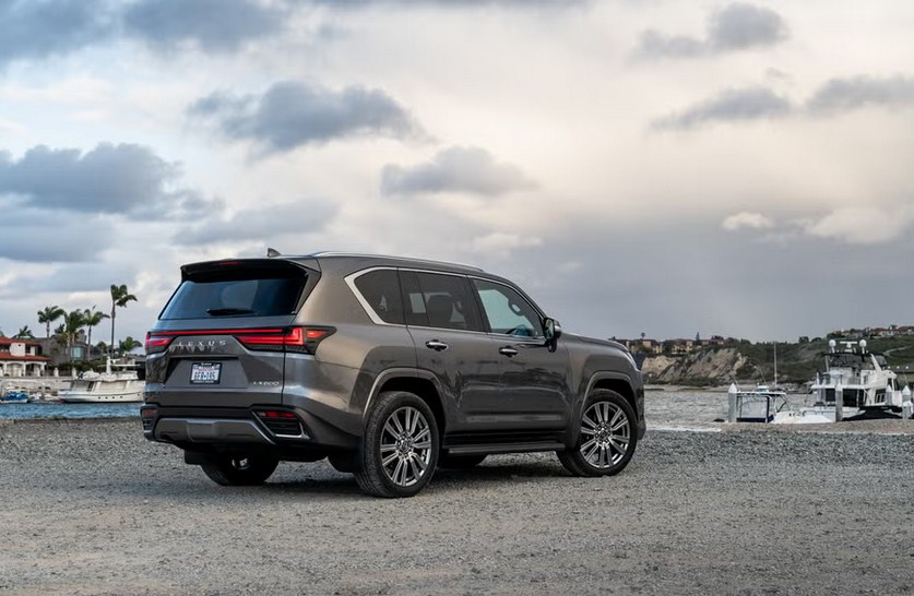 Lexus LX 570 2025