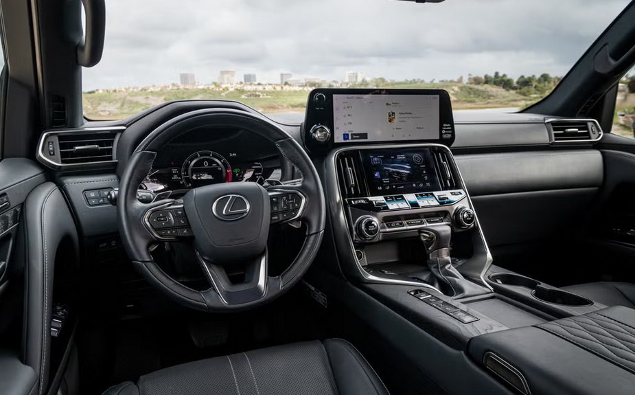 Lexus LX 570 2025