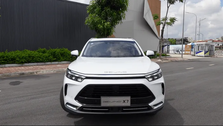 BAIC Beijing X7 2025: Thông số, Giá lăn bánh & Mua trả góp