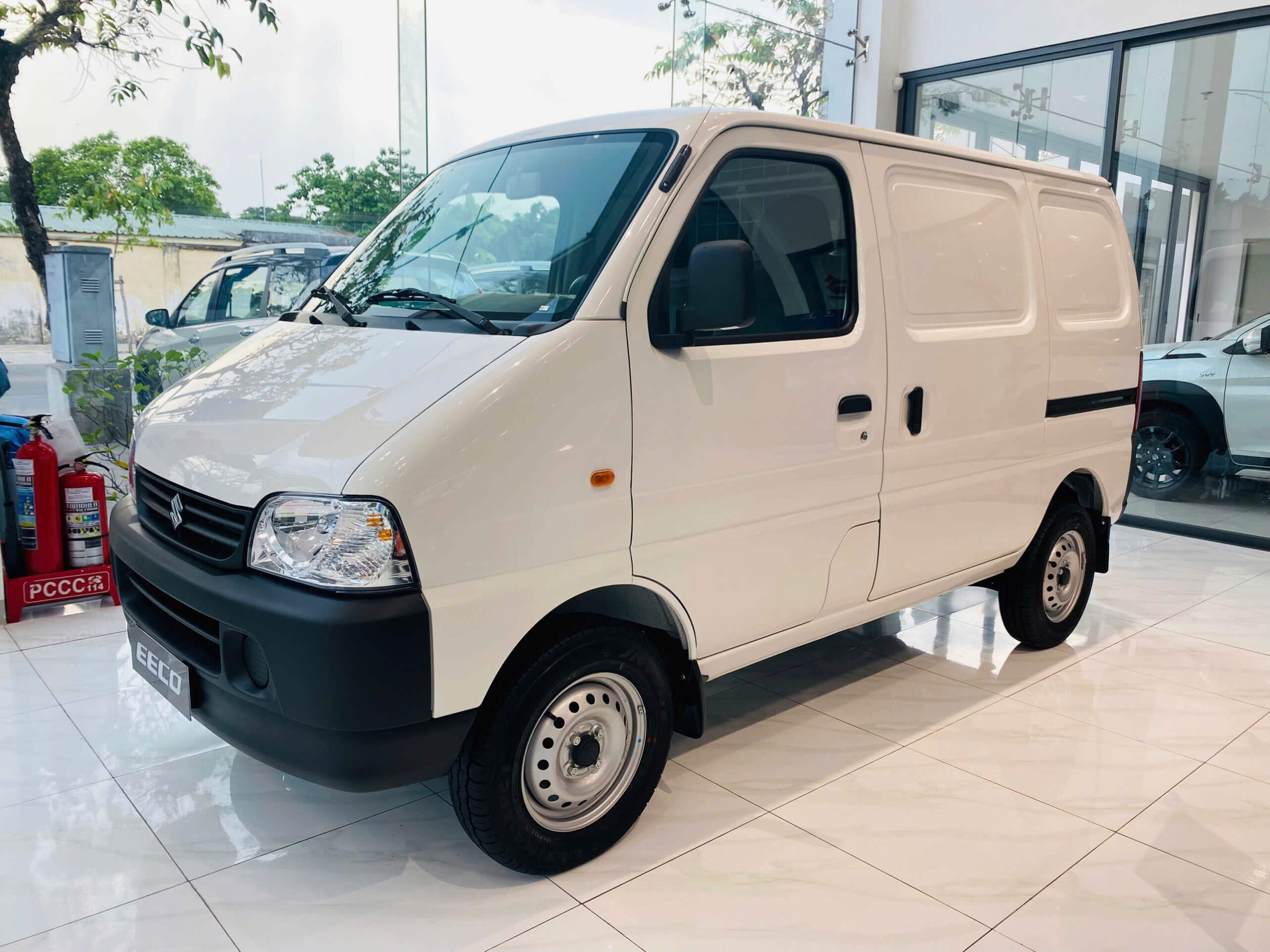 Suzuki Eeco Van giá xe, thông số
