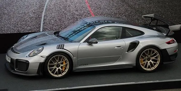 Porsche 911 GT2 RS