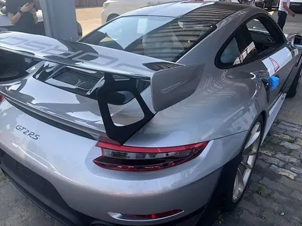 Porsche 911 GT2 RS