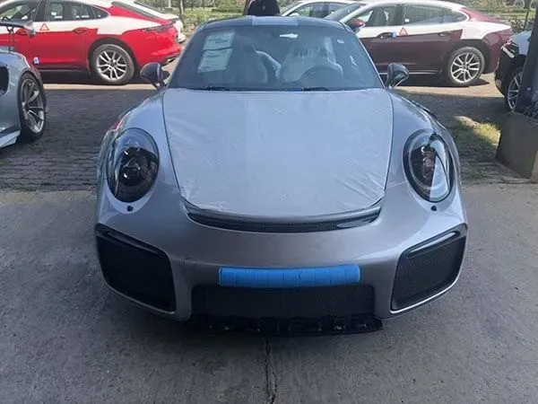 Porsche 911 GT2 RS