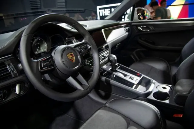 Porsche Macan 2025: Giá bán mới nhất, Đánh giá thông số kỹ thuật