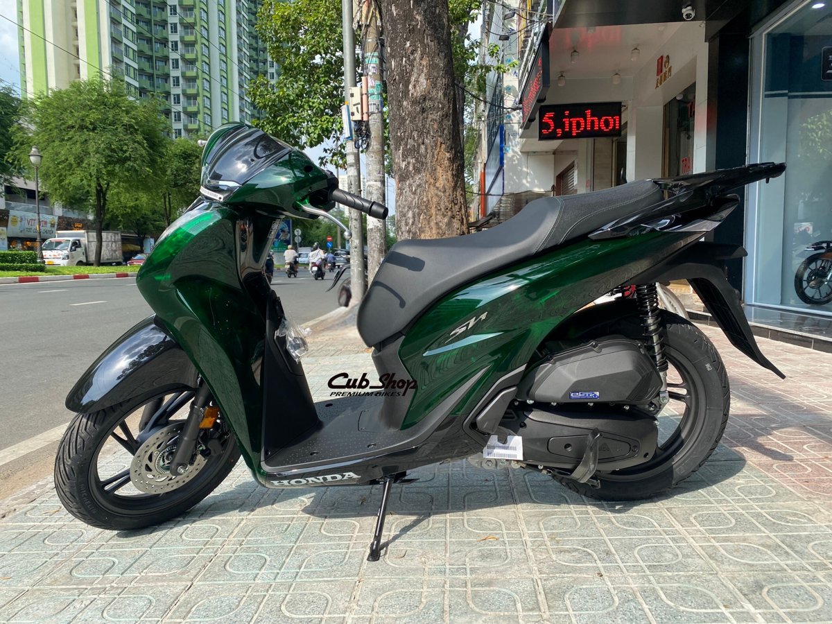 Honda SH Vetro 2024 - phiên bản tay gay độc nhất 2024