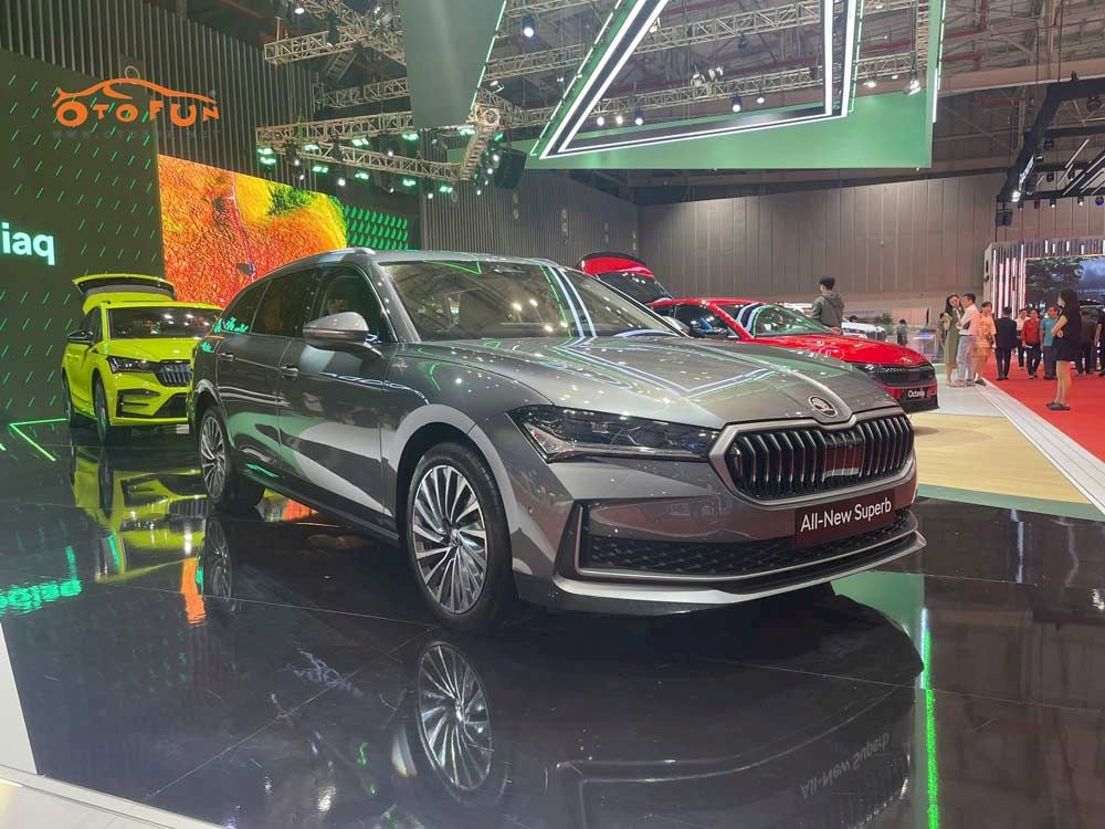 Bảng giá xe Skoda 2024: Cập nhập khuyến mãi, chi phí giá lăn bánh mới nhất
