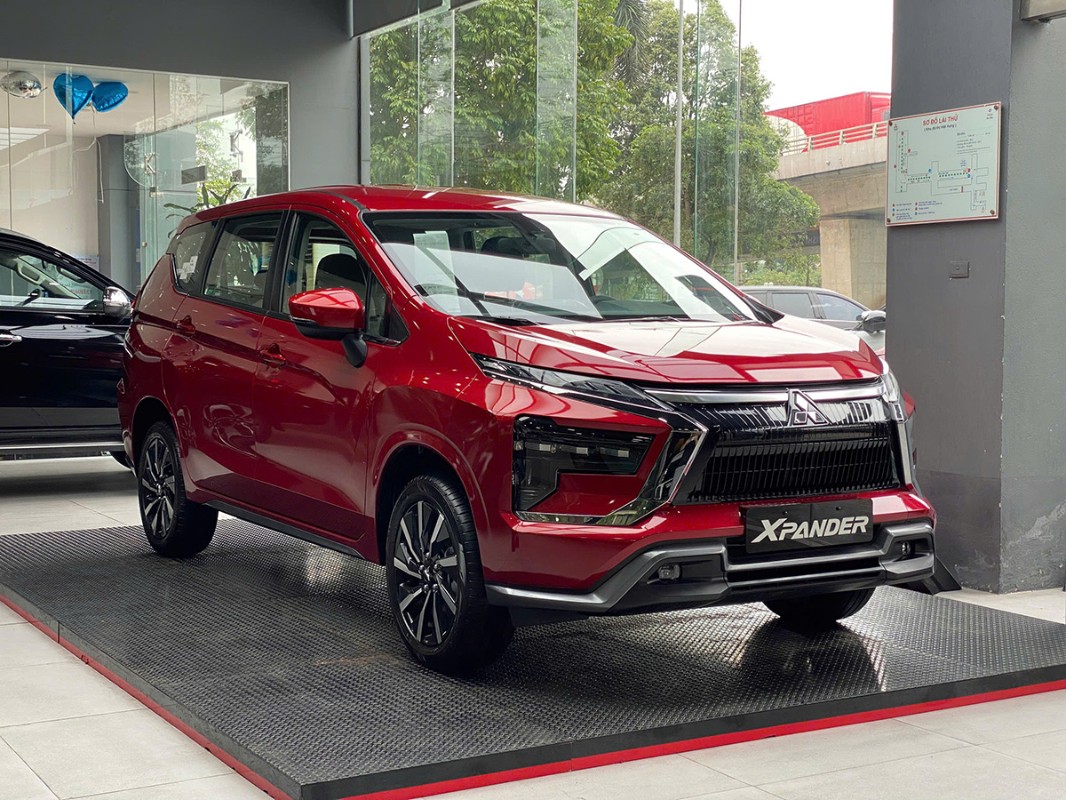 Xe xpander Premium 2026 màu đỏ