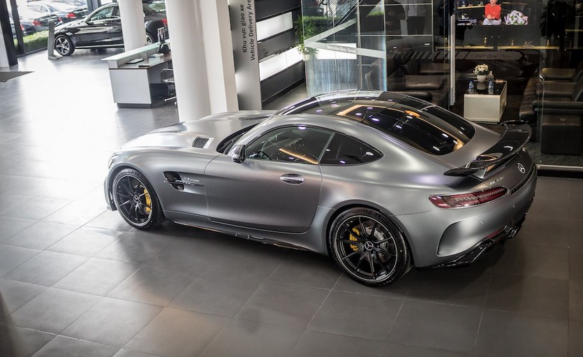 Mercedes-AMG GTR 2022