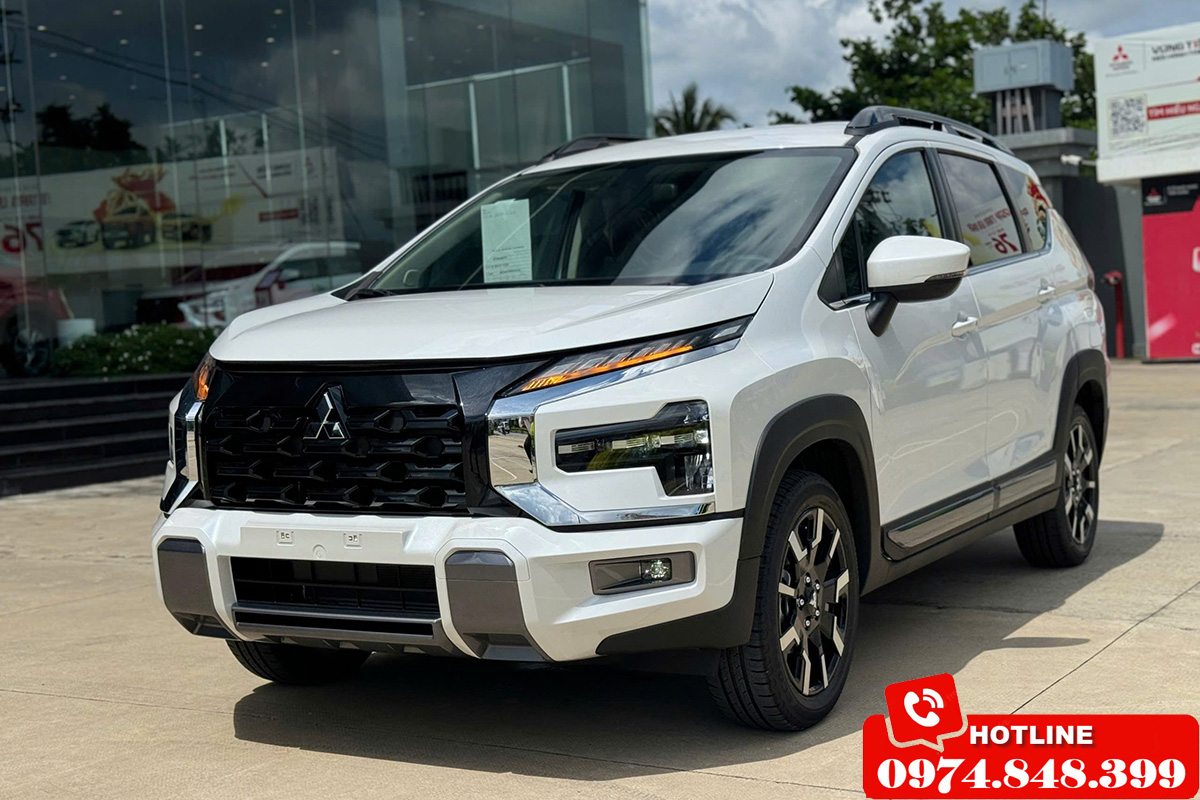 Mitsubishi Xpander 2024 Cross màu nâu xanh