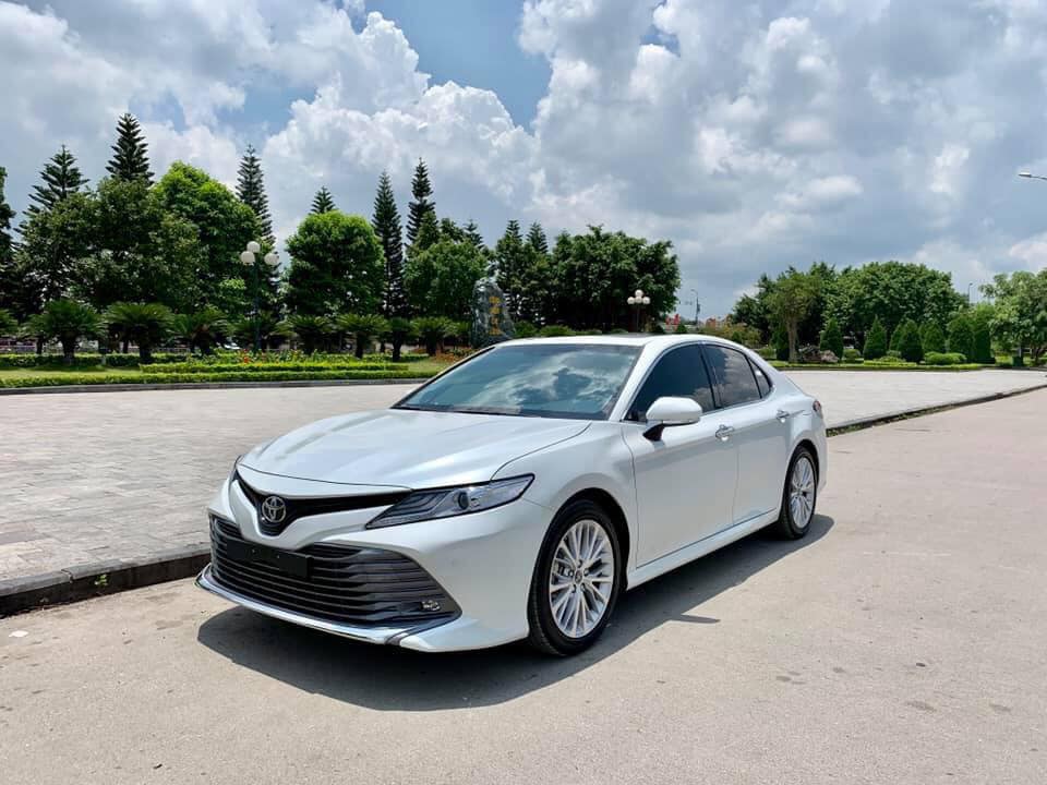 hình xe camry
