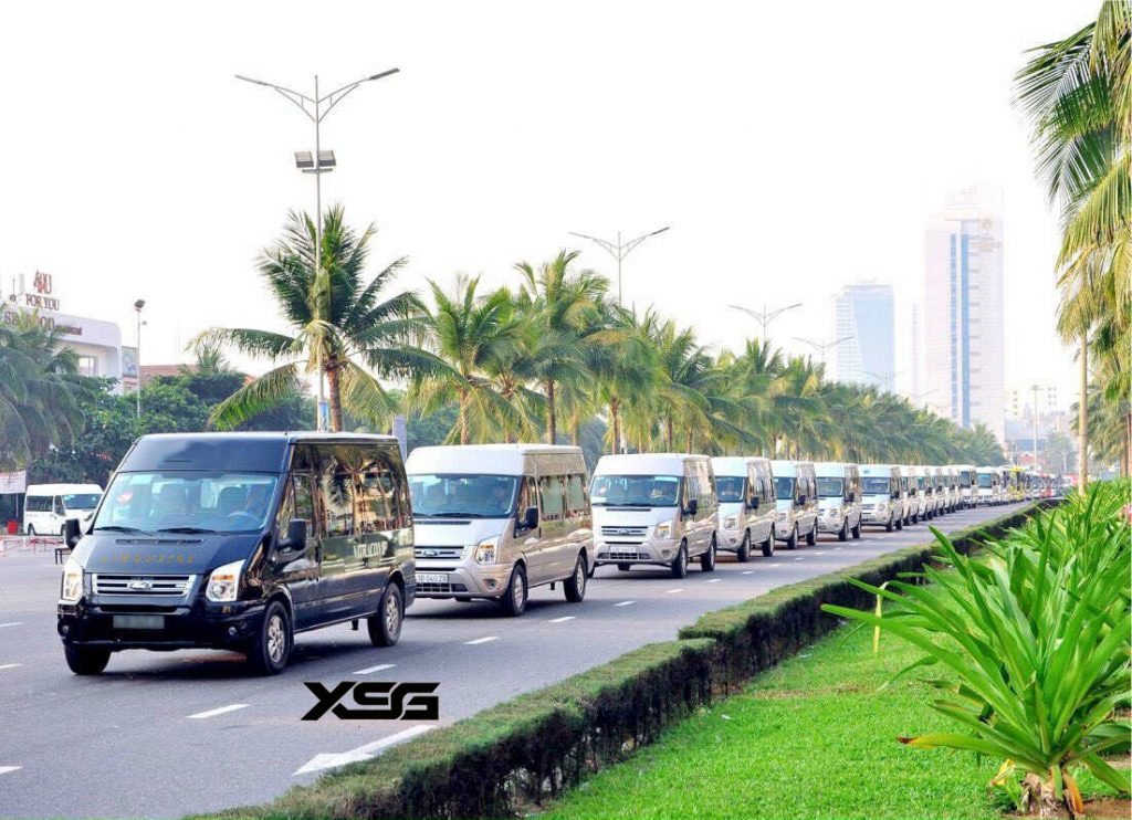 hình ảnh xe du lịch 16 chỗ