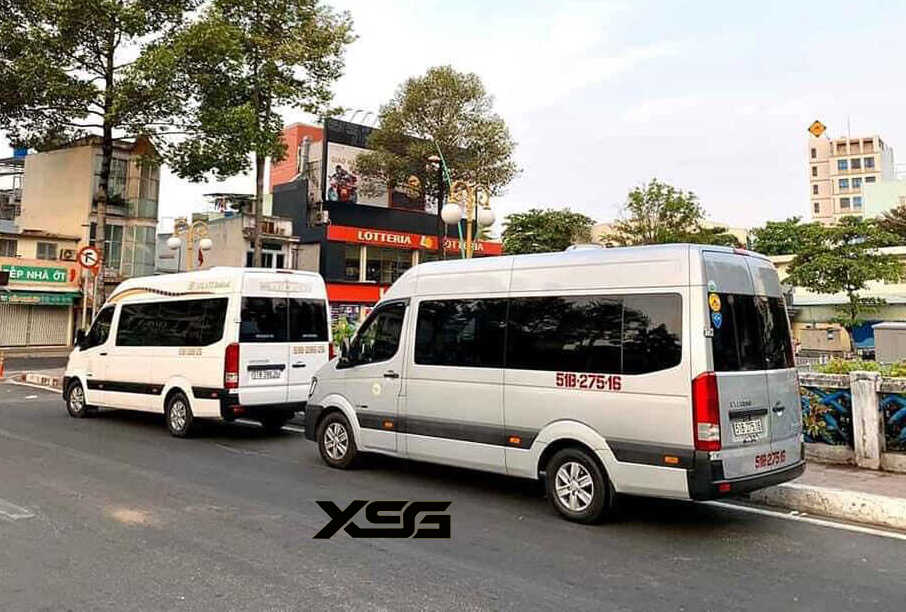 hình xe du lịch 16 chỗ đẹp