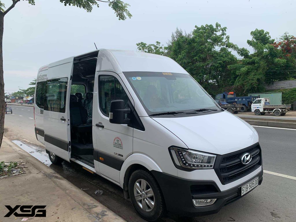 hình xe hyundai solati 16 chỗ