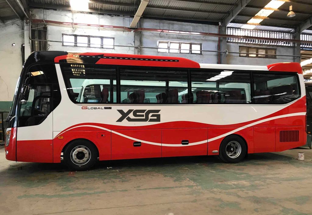 hình ảnh xe universe 29 chỗ