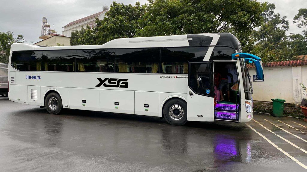 hình xe du lịch 45 chỗ
