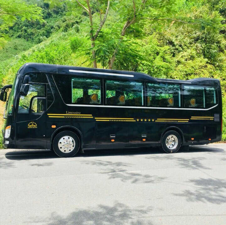hình ảnh xe du lịch limousine
