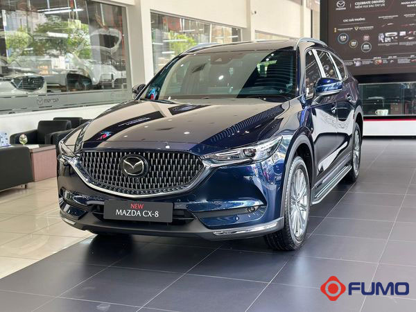 Hình ảnh xe ô tô Mazda 7 chỗ màu xanh dương đẹp hút hồn