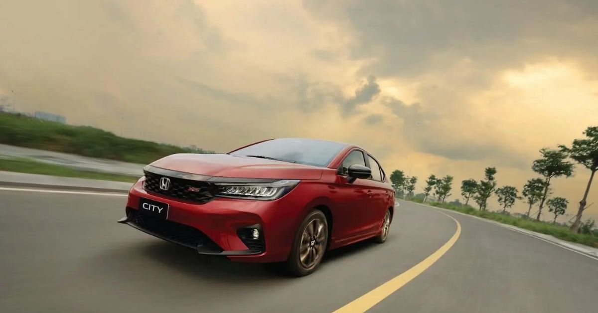 Cảm giác lái thể thao hơn khi sử dụng số S trên xe Honda City