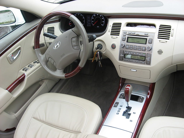 2008 Hyundai Azera 2