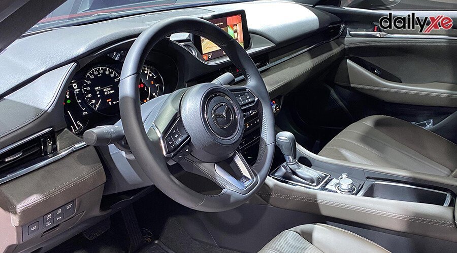 Mazda 6 2.5L Signature Premium 2026 - Hình 13