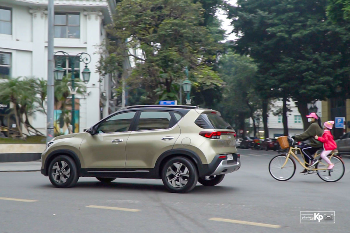 Đánh giá xe KIA Sonet 2021 a262