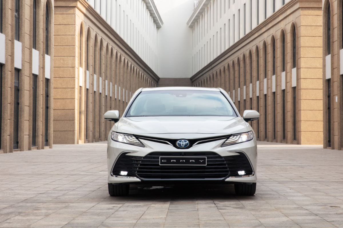 Thông số kỹ thuật Toyota Camry 2022 với loạt nâng cấp hấp dẫn.