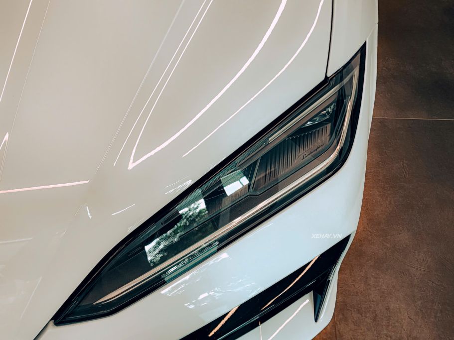 Chi tiết Lamborghini Urus SE vừa ra mắt Việt Nam: Giá 15,6 tỷ đồng