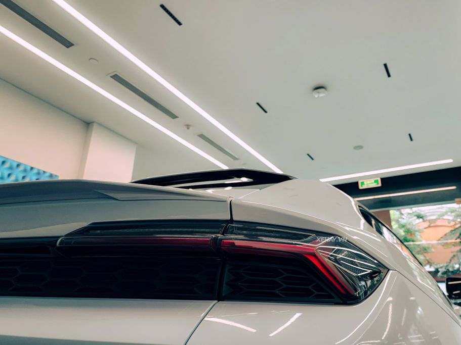 Chi tiết Lamborghini Urus SE vừa ra mắt Việt Nam: Giá 15,6 tỷ đồng