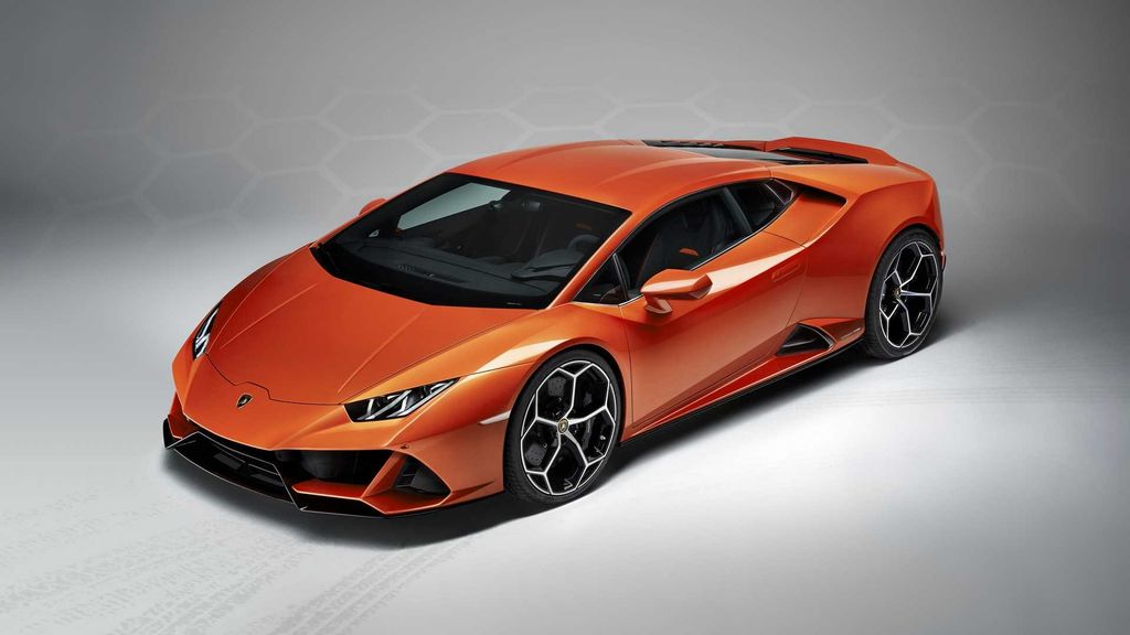 Lamborghini Huracan Evo trình làng, giá từ 6,1 tỷ VNĐ