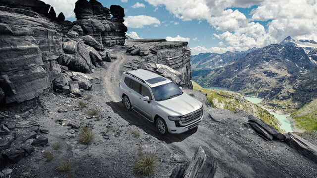 Toyota Land Cruiser VXR 2024 bản Trung Đông: Giá bán, Xe giao ngay!
