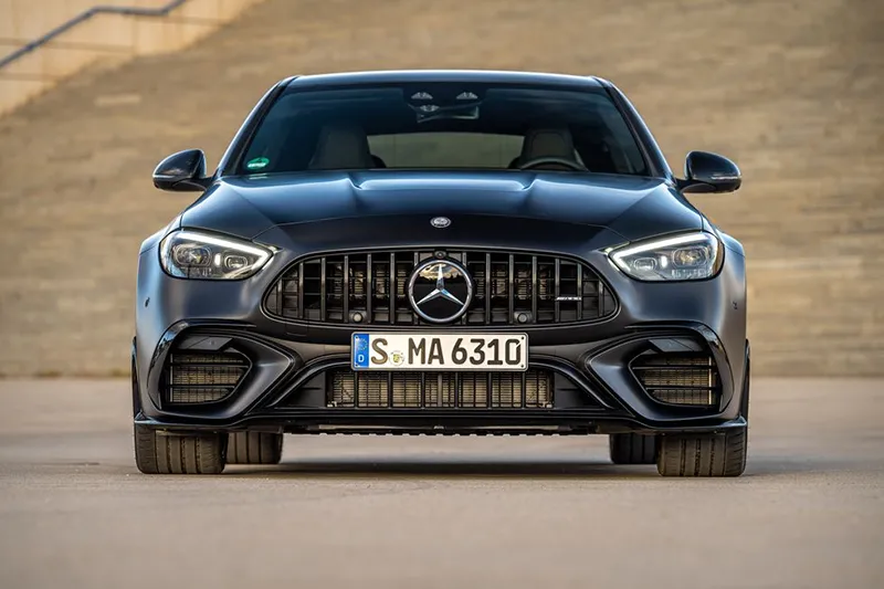 Mercedes-AMG C63 S E Performance 2024 Giá lăn bánh Ưu Đãi, Thông số kỹ thuật, Trả góp #1