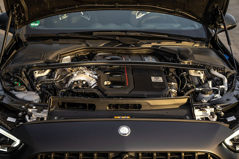 Mercedes-AMG C63 S E Performance 2024 Giá lăn bánh Ưu Đãi, Thông số kỹ thuật, Trả góp #1