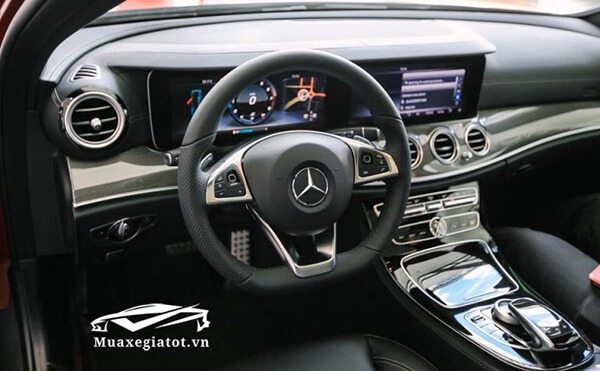 tien-nghi-xe-mercedes-e300-amg-2020-Xetot-com-17