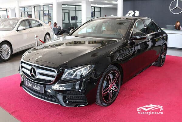 gia-xe-mercedes-e300-amg-2020-Xetot-com-1