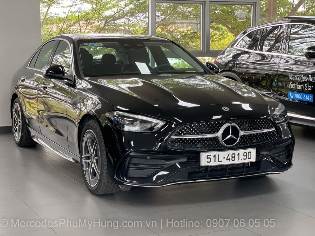 Giá xe cũ Mercedes C300 Đen