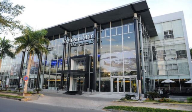 Mercedes-Benz Vietnam Star Chế Lan Viên