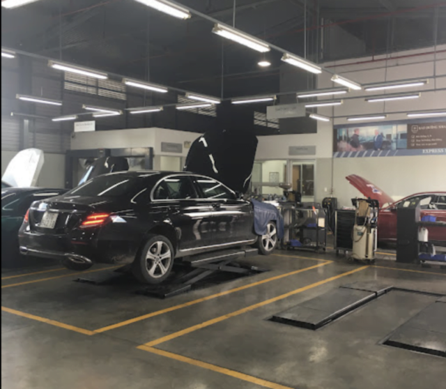 Mercedes-Benz Vietnam Star Chế Lan Viên