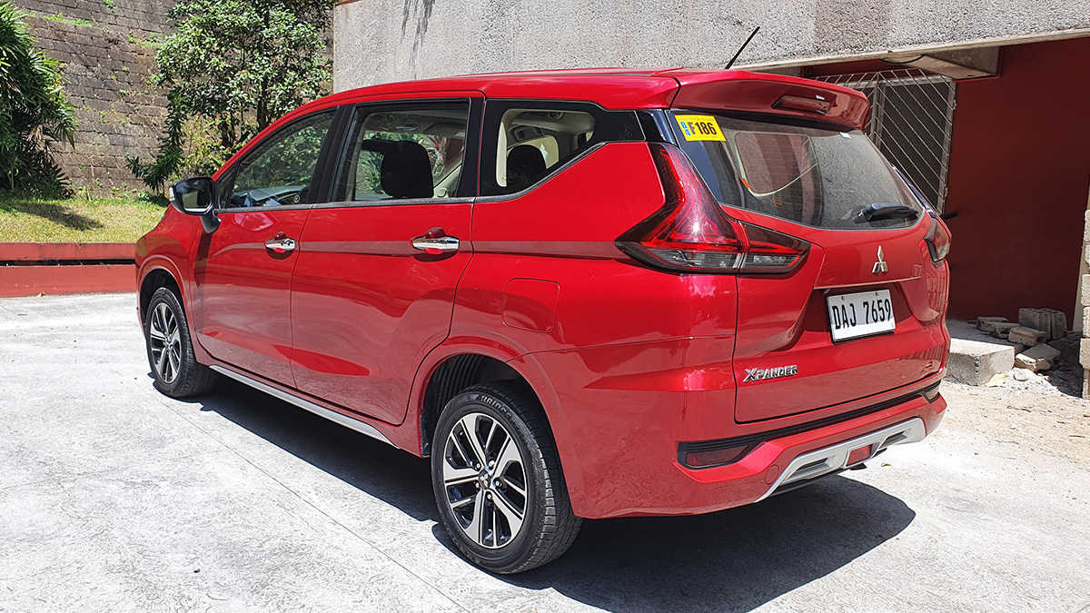 Mitsubishi Xpander GLS exterior back