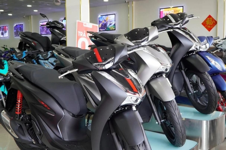 Kinh nghiệm mua xe SH trả góp lãi suất tốt 2025 & Lưu ý khi mua