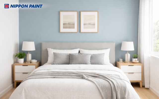 Màu xanh ghi nhẹ nhàng phối nội thất gỗ sáng giúp không gian thanh lịch, thư giãn tốt hơn