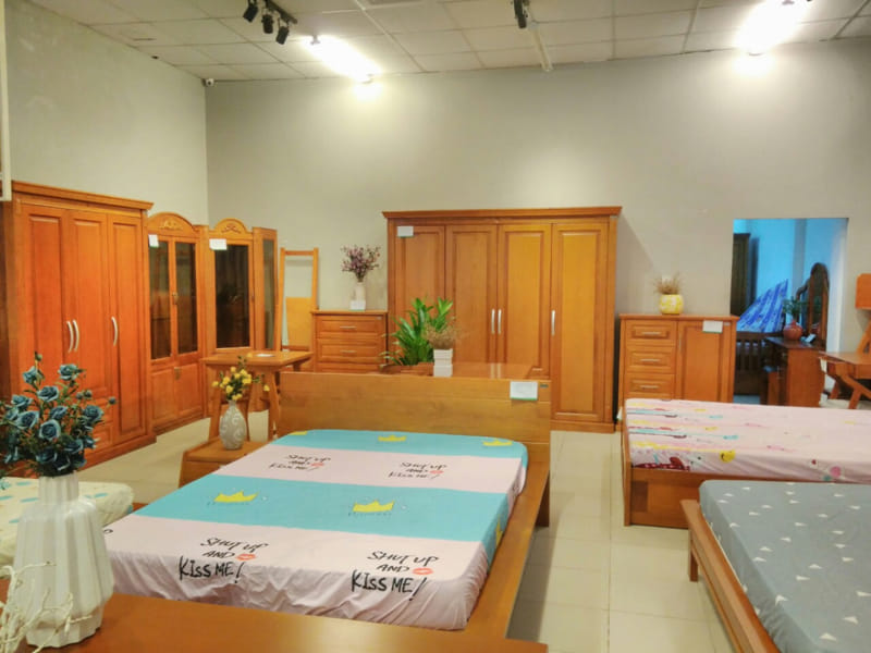 Không gian cửa hàng Nội Thất Lam Sơn