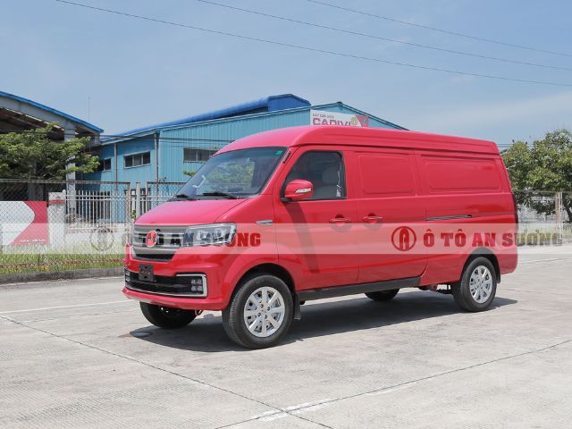 Xe tải van SRM 868 2 chỗ màu đỏ