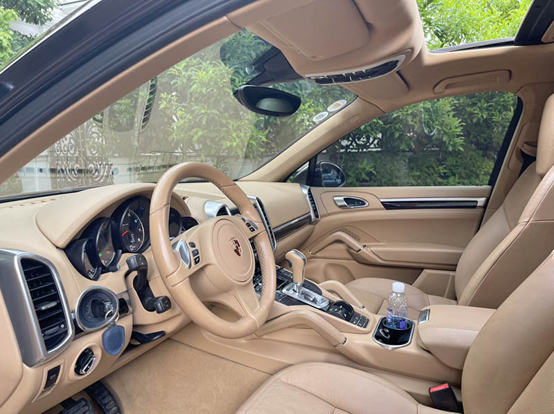 he thong dieu hoa hang ghe sau porsche cayenne 2013