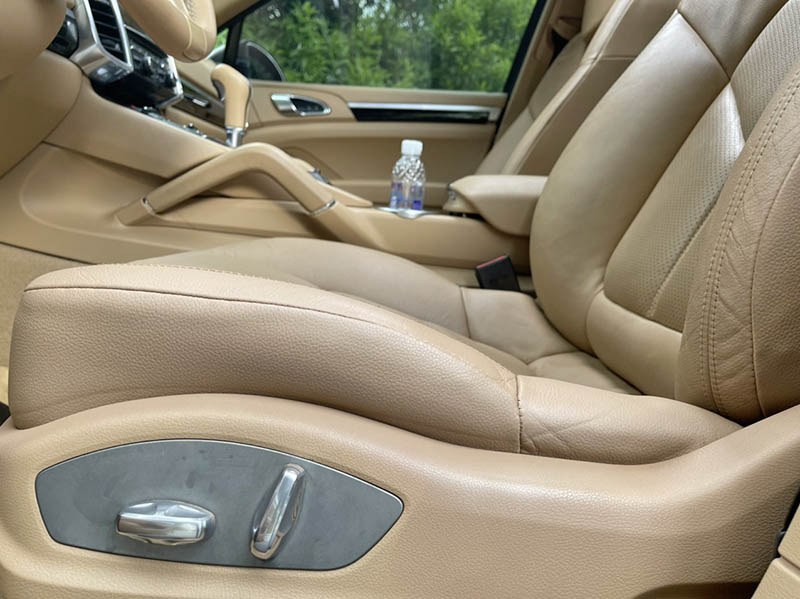 giá porsche cayenne 2013