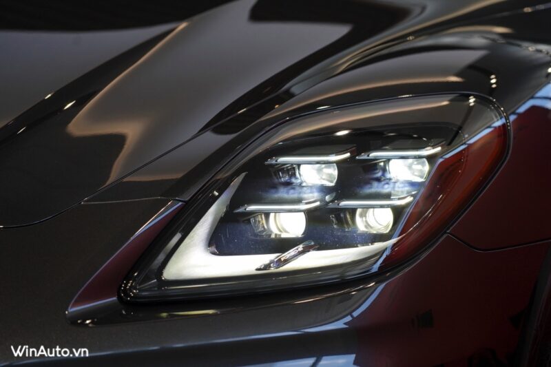 Den-xe-Porsche-Panamera-2024-2025-Winauto