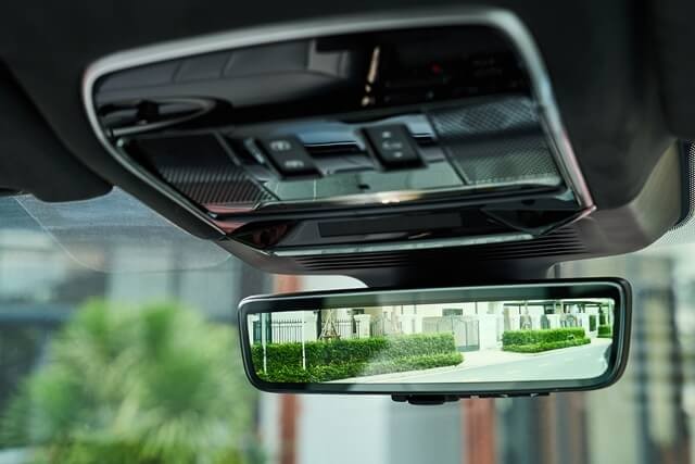 Range-Rover-Sport-2024-trung-tam-dieu-khien