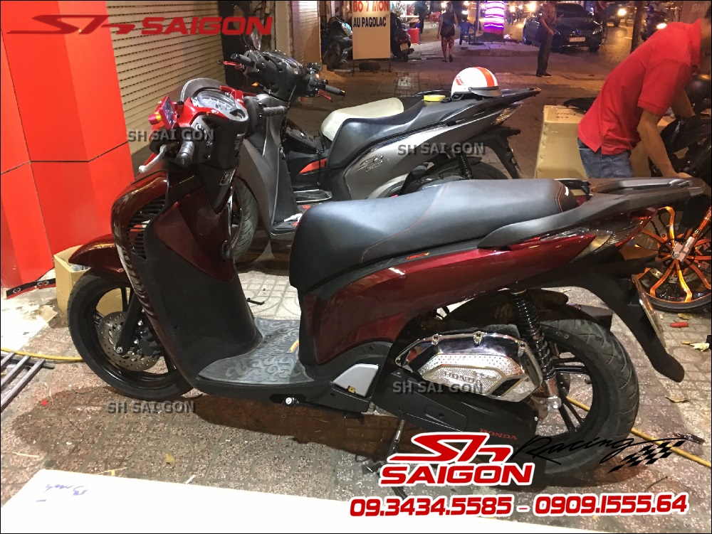 Shop chuyên độ dàn áo nhập ý 2010 2011 cho xe sh vn 2017 cực đẹp giá rẻ tại TPHCM