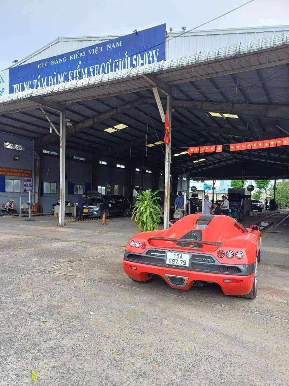 Siêu xe triệu đô Koenigsegg của đại gia Hải Phòng lần đầu đi đăng kiểm