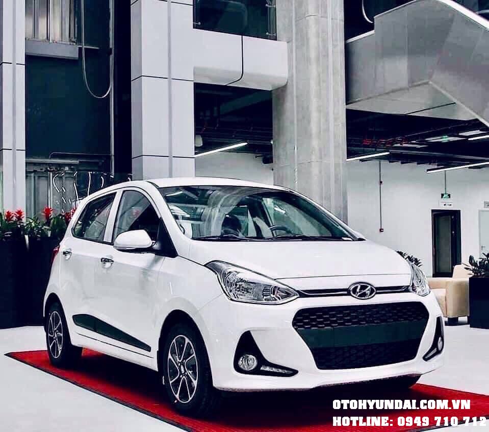 Hyundai i10 bản đủ có ngoại thất ấn tượng và sang trọng hơn